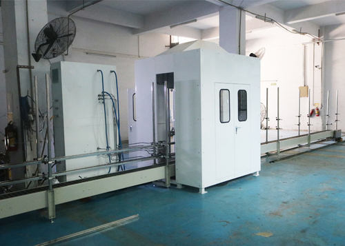 Máquina que suelda de la llama automática en línea para el cambiador de calor al cliente vietnamita