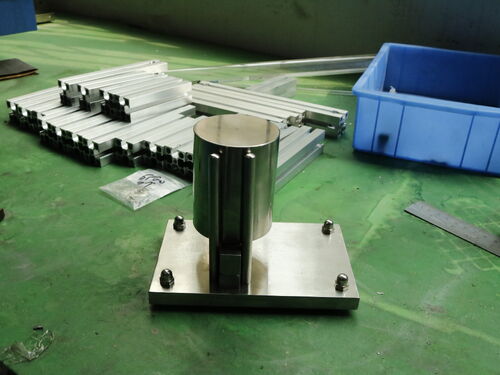 Últimas noticias de la empresa sobre ¿Por qué los enchufes y las tomas de corriente deben someterse a ensayos de compresión de resistencia térmica para cumplir la norma IEC 60884-1?